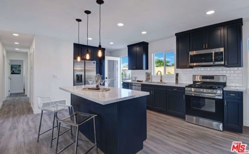 378 Sunview Ave, Palm Springs, CA 92262-1460