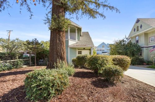 34 1st St, Morgan Hill, CA 95037-4542