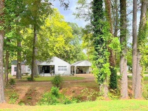 505 Gordon Dr, Mapleton, TX 75835-1719