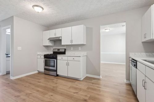 3943 Villager Way, Rex GA 30273-2549 exterior