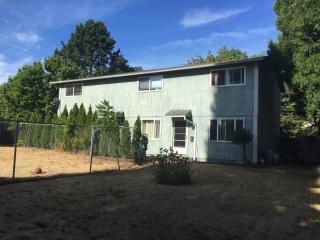 4101 Killingsworth St, Portland, OR 97211-7946