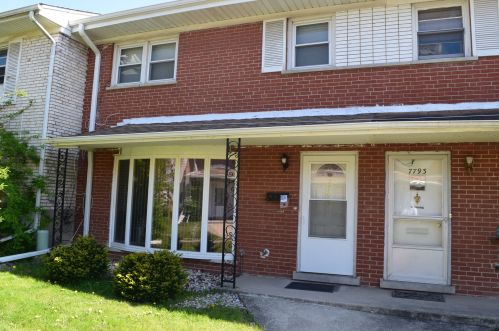 7795 Nordica Ave, Niles IL  60714-3311 exterior