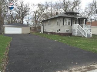 3615 150th St, Crestwood, IL 60445-3526