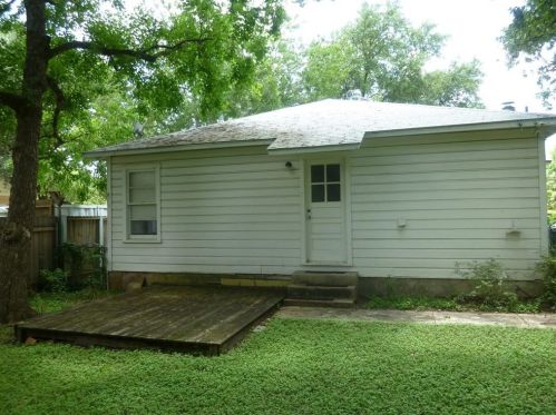 2521 Exposition Blvd, Austin TX  78703-1735 exterior