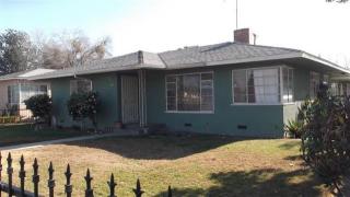 845 Dakota Ave, Fresno, CA 93705-2822