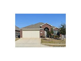 6320 Spring Ranch Dr, Fort Worth TX  76179-7730 exterior