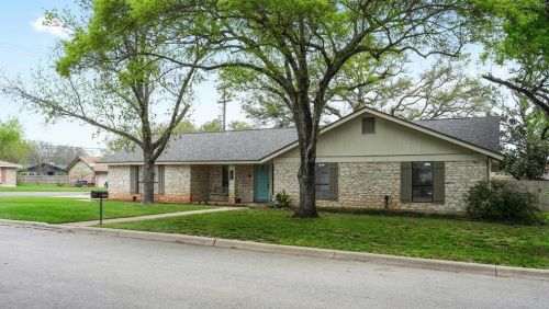 2203 Westwood Ln, Georgetown, TX 78628-3345