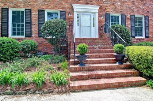 1741 Kellogg Springs Dr, Atlanta GA  30338-6009 exterior