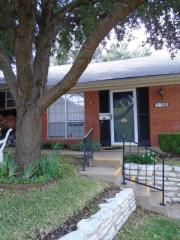 5208 Lake Shore Dr, Waco, TX 76710-1733