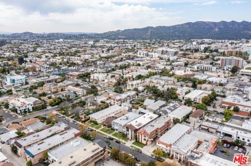 129 Cedar St, Glendale CA  91205-1207 exterior