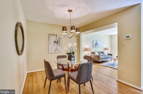 145 Kinsman View Cir, Silver Spring MD 20901-1600 exterior