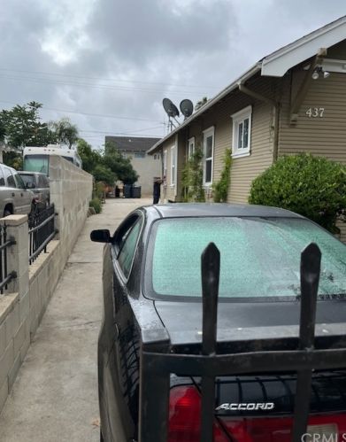437 Sycamore St, Santa Ana, CA 92701-4636