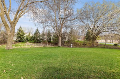 933 Heritage Ct, Saint Paul MN  55127-3661 exterior