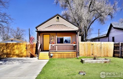 215 12th St, Greeley, CO 80631-4242