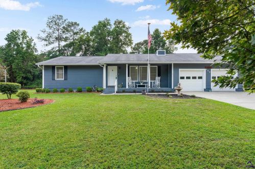 117 Howley Rd, Bonaire, GA 31005-4165