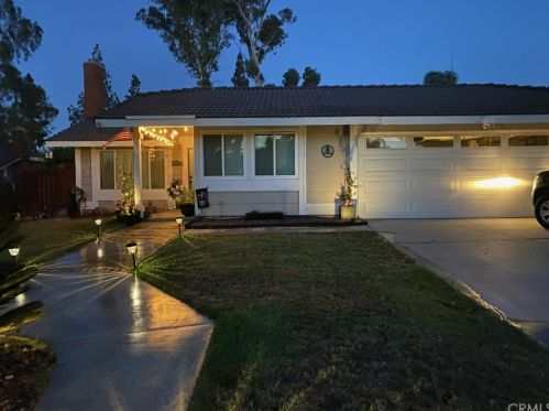 8844 Haskell St, Riverside, CA 92503-5775