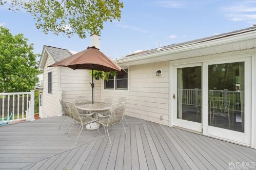 38 Justice St, Piscataway, NJ 08854-5424