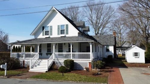 67 Cooper Ave, Warwick, RI 02886-8304
