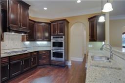 324 Bournemouth Ln, Hermitage, TN 37076-2670