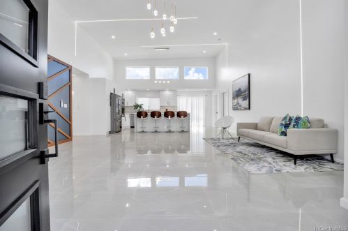 669 22nd Ave, Honolulu HI  96816-7012 exterior