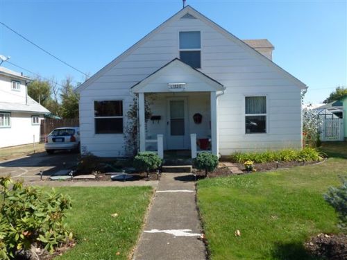 1525 Elm St, Albany OR  97321-3525 exterior