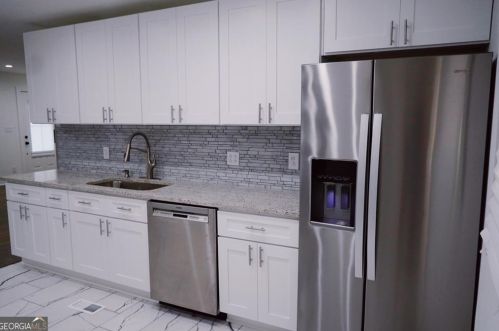2597 Connally Dr, Atlanta GA  30344-1021 exterior