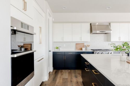 6038 Florence St, Denver CO  80238 exterior