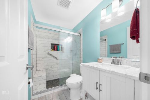 7795 Nordica Ave, Niles IL  60714-3311 exterior