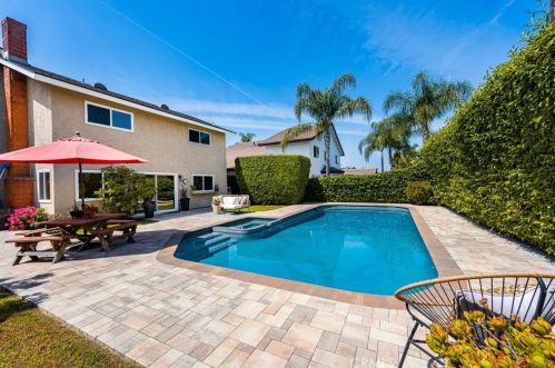 17661 Limetree Way, Tustin, CA 92780-1932