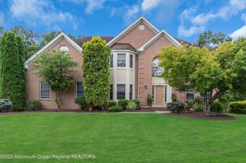 20 Round Hill Rd, Jackson Twp, NJ 08527-4885