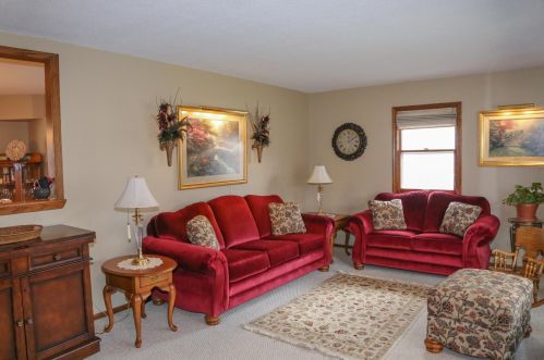 1944 Greenbrier St, Saint Paul MN  55117-2214 exterior