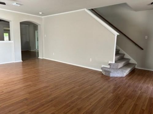 1531 Brandi Cir, Uhland TX  78640-4979 exterior