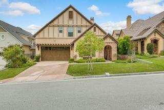 825 Cambridge Ct, Pasadena CA  91107-1977 exterior