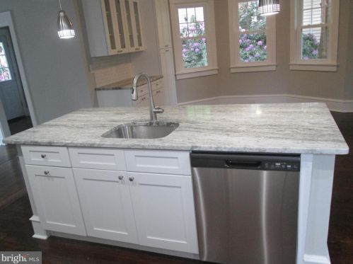 1105 Sycamore St, Haddon Heights NJ  08035-1615 exterior