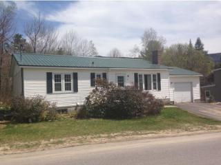28 Mansion Hill Dr, Lincoln, NH 03251-4228