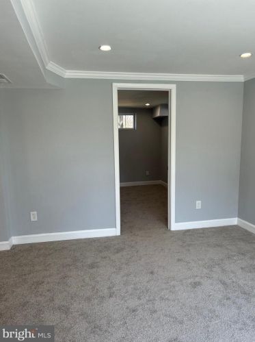 9909 Dellwood Ave, Columbia MD  21046-1024 exterior