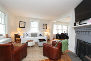 76 Connecticut Ave, Greenwich CT  06830-5737 exterior