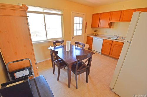 939 Nile Way, Aurora CO 80012-3217 exterior