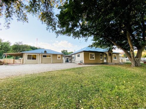 80 Main St, Leeds UT 84746-8001 exterior