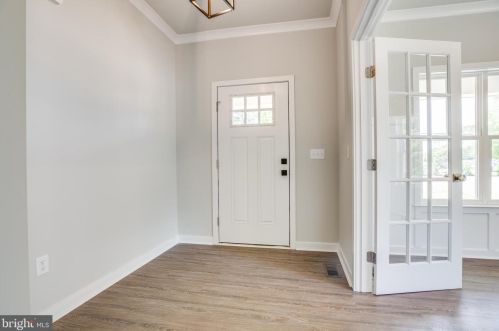 1746 Greenway Dr, Fredericksburg, VA 22401-5209