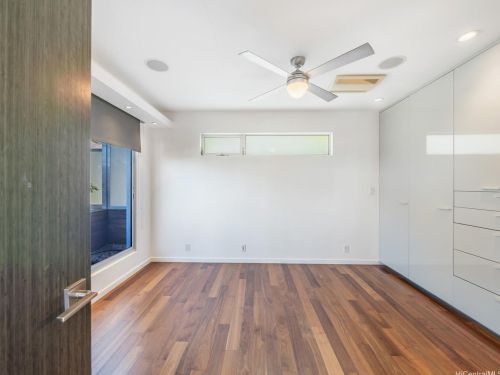 1538 Pele St, Honolulu HI  96813-2010 exterior