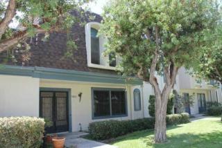 9821 Jamaica Cir, Huntington Beach CA  92646-7518 exterior