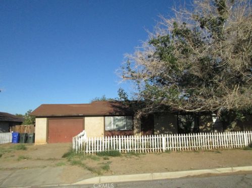 18215 Cherimoya Rd, El Mirage, CA 92301-2030