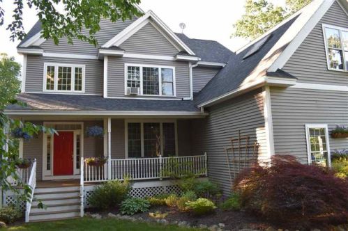 27 Carter Way, Barrington, NH 03884-6768