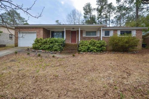 208 Thackeray Ln, Lexington, SC 29073-9113