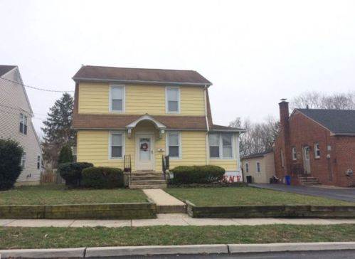 111 Washington Ave, Runnemede, NJ 08078-1710