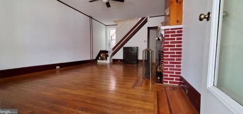 21 Ross St, Lancaster PA  17602-1924 exterior