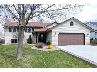 959 Kettle Creek Rd, Saint Paul, MN 55123-1563
