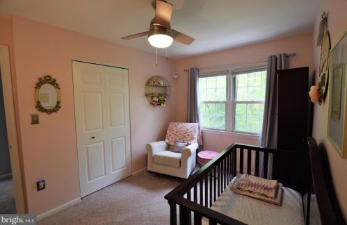 6100 Heron Pond Ct, Springfield VA  22015-3738 exterior