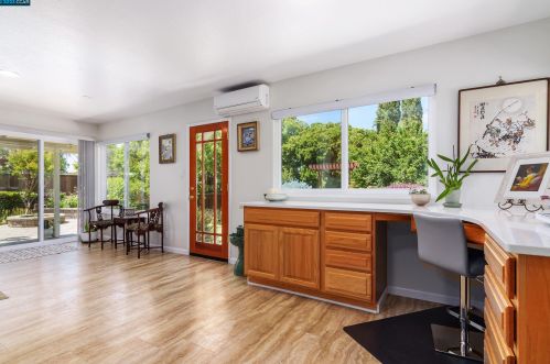 3381 El Monte Dr, Concord CA  94519-2806 exterior